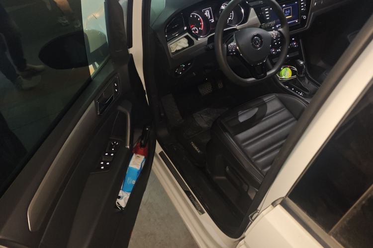 Used Volkswagen Touran 2018 Volkswagen Touran L 280TSI DSG Comfort Edition 7 Seats China V Emission Standard