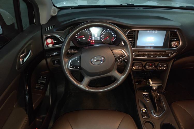 Used GAC Trumpchi GS4 2017 200T G-DCT Two-Wheel Drive Luxury Edition Steering Wheel