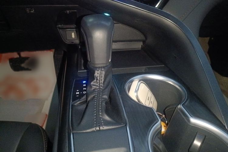 Used Toyota Camry 2021 2.0G Luxury Edition