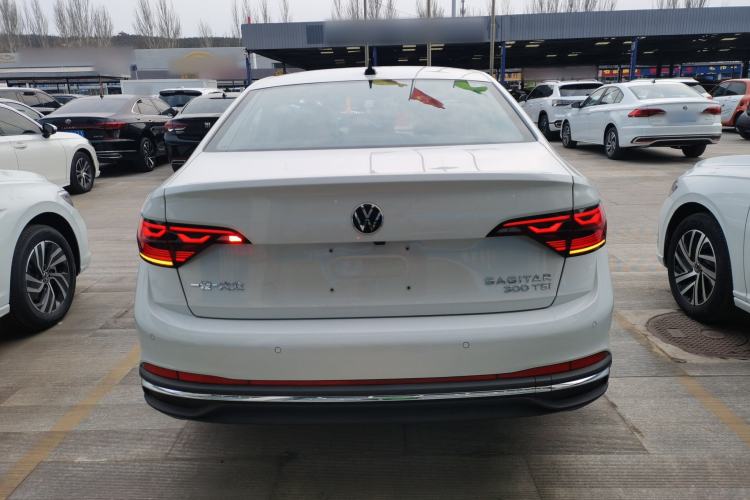 Used Volkswagen Sagitar 2025 Revised Version Three 300TSI DSG Excellence Edition