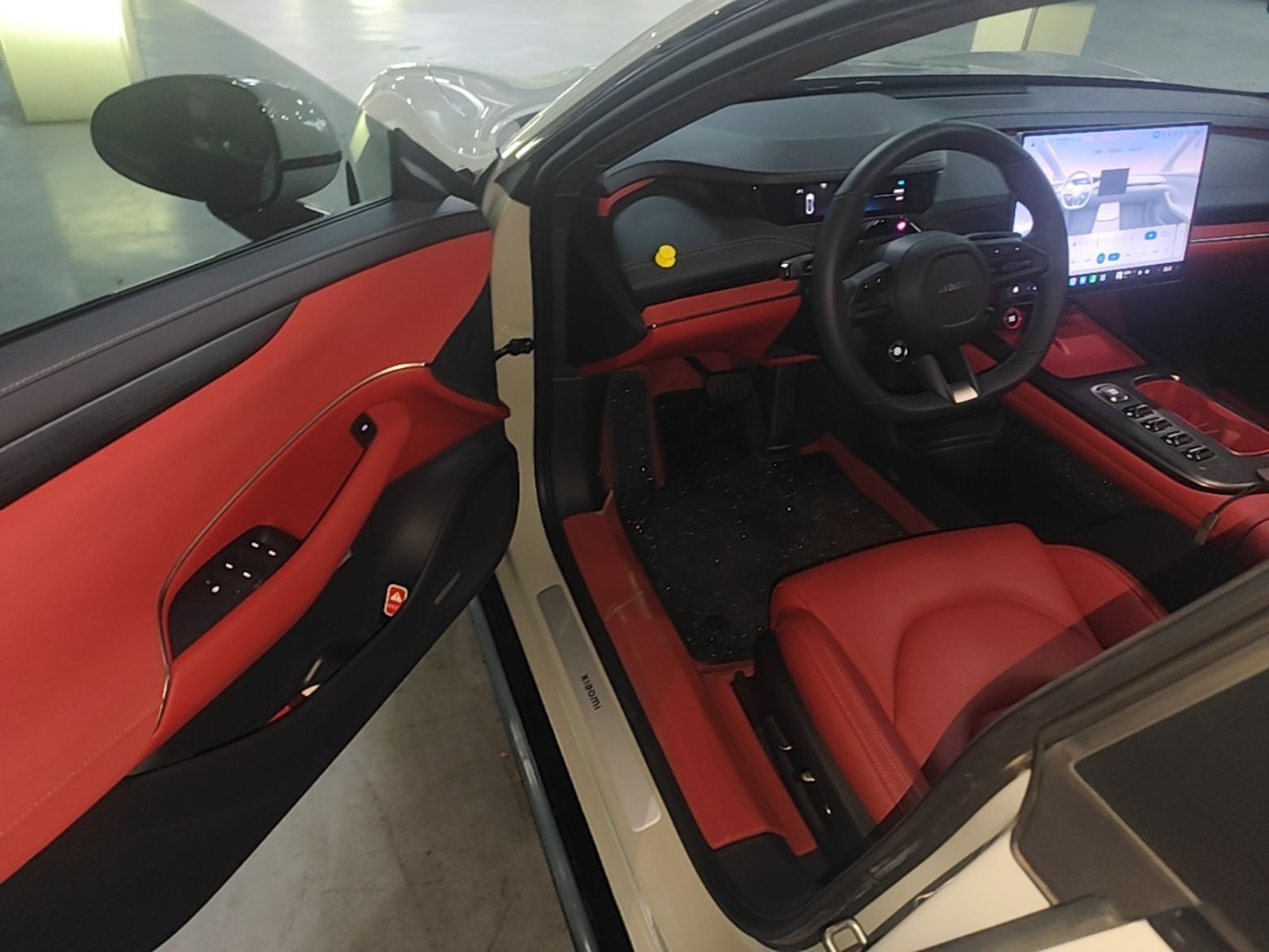 Xiaomi Auto SU7 2024 Rear-Drive Ultra-Long Range Advanced Pro-Level Intelligent Driving Version — снимка 18