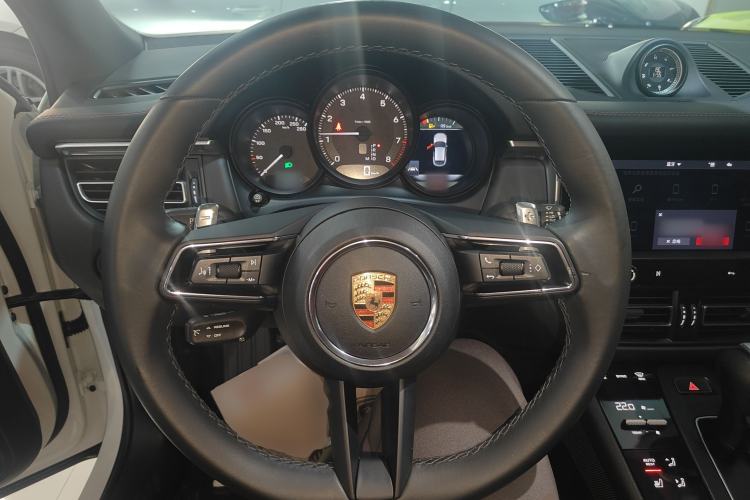 Used Porsche Macan 2024 Macan 2.0T