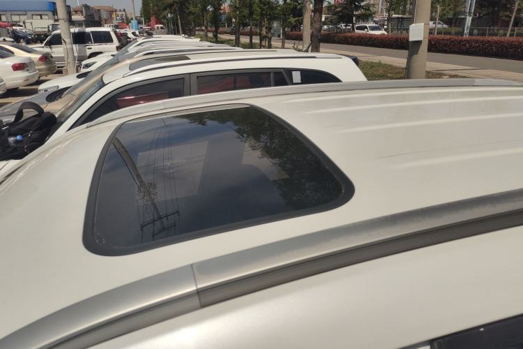 Used CHANGAN CS75 2016 2.0L Manual Luxury Version China V Standard Roof