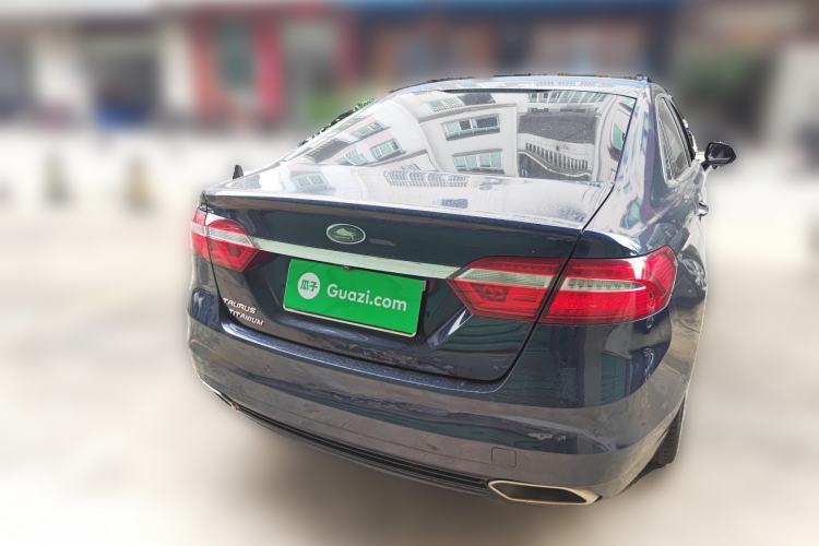 Used Ford Taurus 2015 EcoBoost 325 V6 Flagship Model Rear