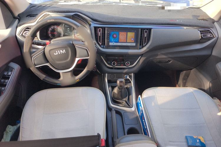 Used Isuzu JLM 2024 Classic 2.8T Diesel Manual Two-Wheel Drive Comfort Version Long Wheelbase
