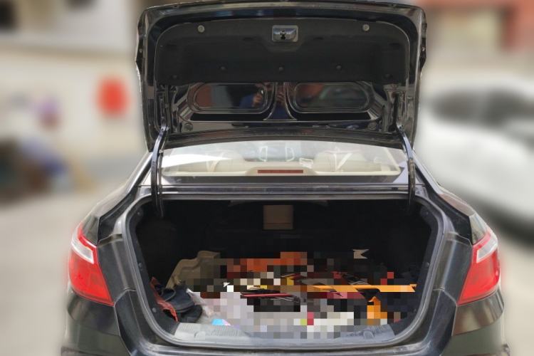 Used CHANGAN Eado 2012 1.6L Manual Luxury Version China IV Standard
