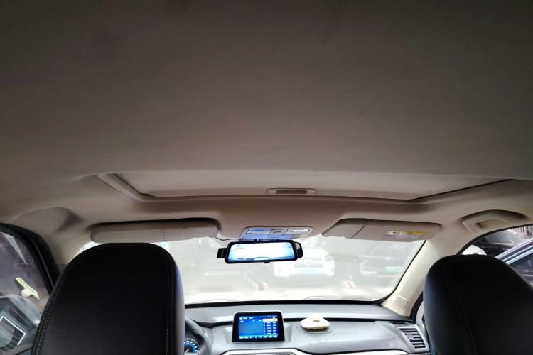 Used Dongfeng Fengon S560 2018 1.8L CVT Smart Connect 7-Seater Headliner