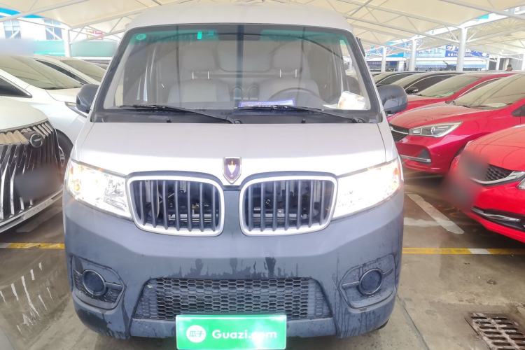 Used Jinbei Hiace X30 2023 1.5L Luxury Cargo Version 2/5-Seater SWC15M Front