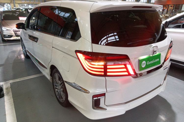 Used Honda Elysion 2019 2.0L Hybrid Luxury Edition