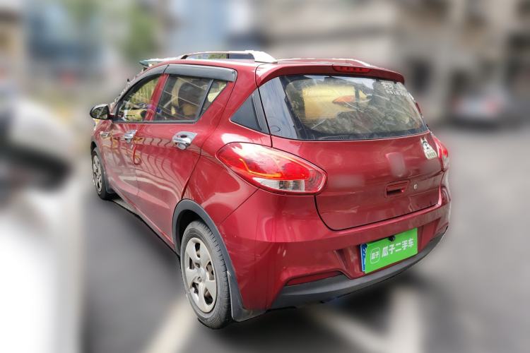 Used Baojun 310 2016 1.2L manual Comfort trim level

