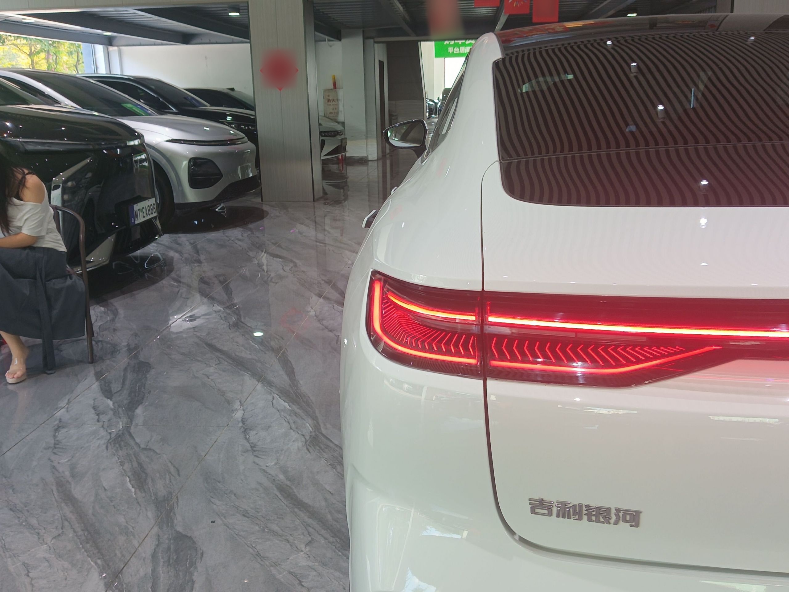 Geely Galaxy 8 2025 130km EM-P Starship Edition — снимка 17