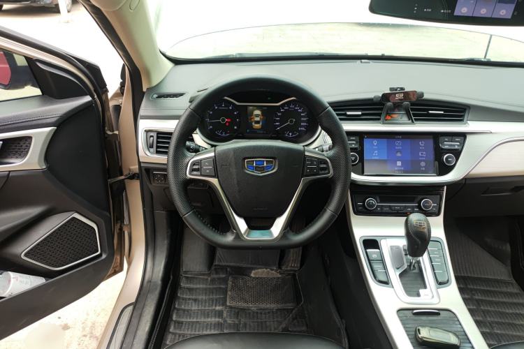 Used Geely Auto Emgrand GL 2017 1.8L DCT Elite Model Steering Wheel