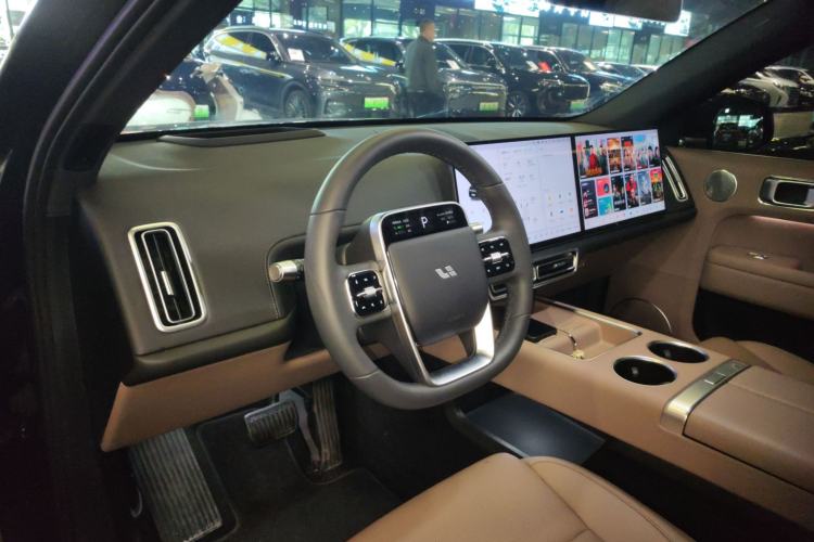 Used Li Auto L6 2025 Max Smart Refresh Edition Center Console