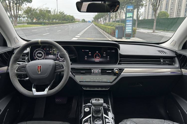 Used Hongqi HS5 2022 Revised Version 2.0T Smart Connect Flagship Edition
