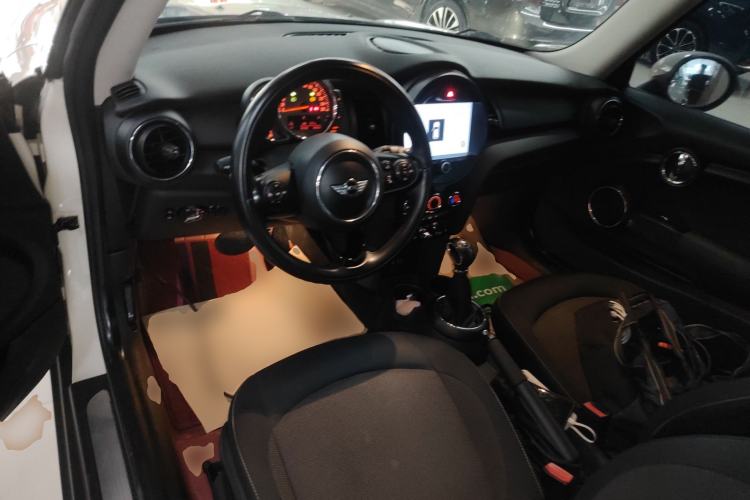Used MINI 2014 1.2T ONE+
