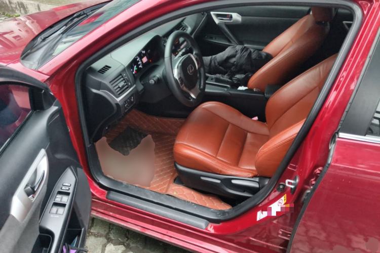 Used Lexus CT 2013 CT200h Elite Edition Driver Seat