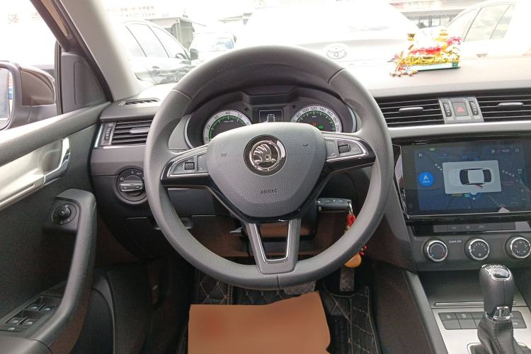 Used Skoda Octavia 2019 TSI230 DSG SmartDrive Luxury Edition China VI