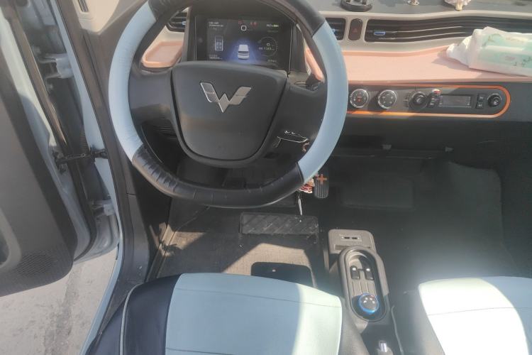Used Wuling Hongguang MINIEV 2022 Enjoy Edition Lithium Iron Phosphate Steering Wheel