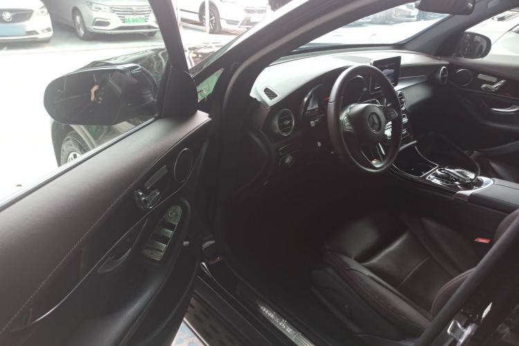 Used Mercedes-Benz GLC 2018 Facelifted GLC 260 4MATIC Dynamic Edition