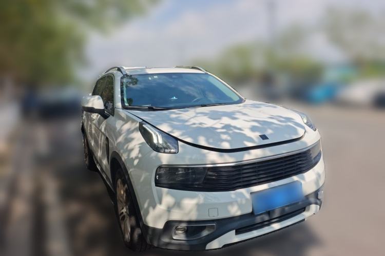 Used Lynk & Co 01 2017 2.0T Two-Wheel Drive Pro Edition Front Right 45 Deg