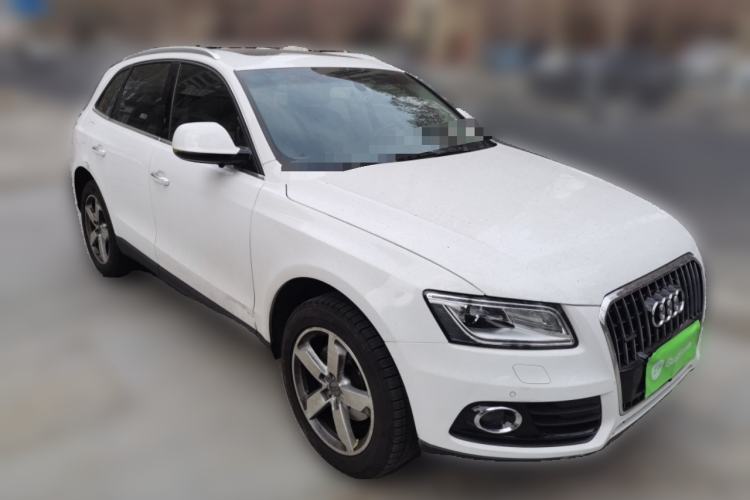 Used Audi Q5 2016 40 TFSI Technology Edition Front Right 45 Deg