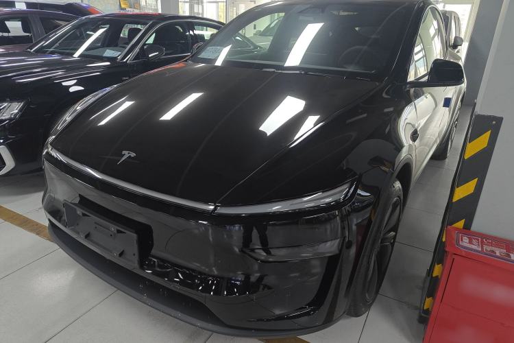 Used Tesla Model Y 2026 Rear-Drive Model