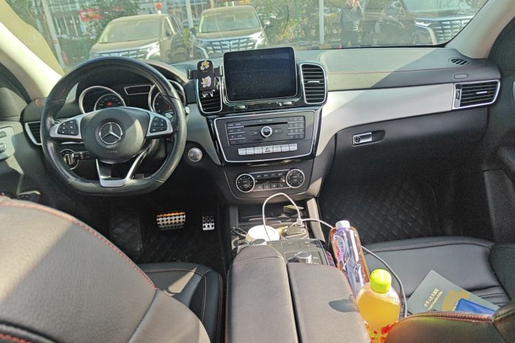 Used Mercedes-Benz GLE Coupe AMG 2017 AMG GLE 43 4MATIC Coupe SUV Center Console