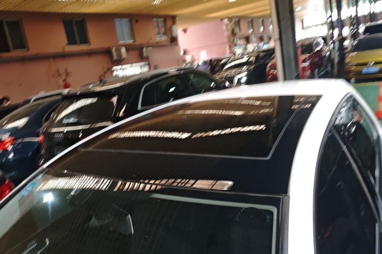 Used Volkswagen Golf 2016 1.6L Automatic Comfort Model Roof