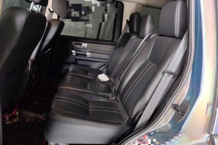 Used Land Rover Discovery 2014 3.0 SDV6 HSE Diesel Edition Left Rear Seat