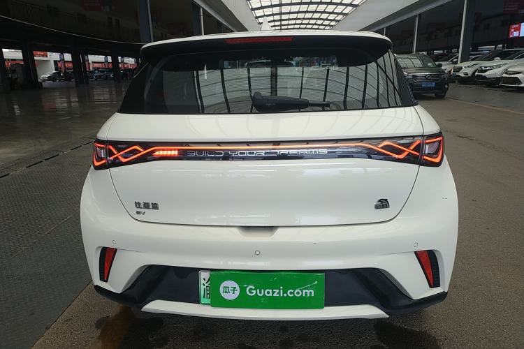 Used BYD Dolphin 2023 420 km Fashion Edition
