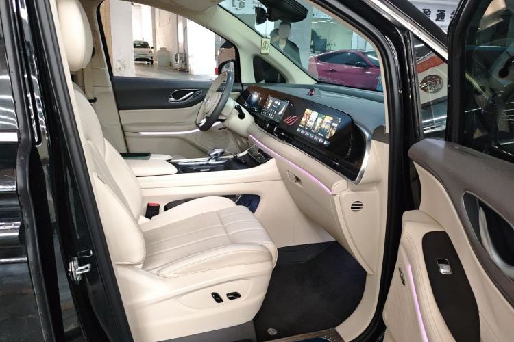 Used VOYAH Dream 2022 Low-Carbon Edition Home