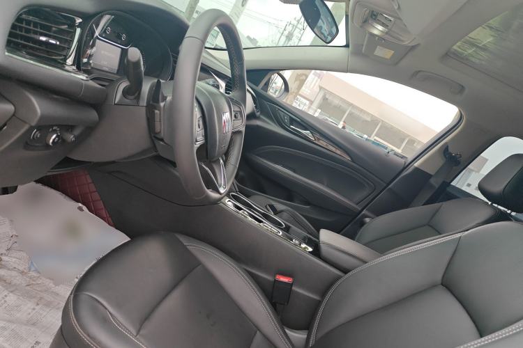 Used Buick Regal 2024 Revised 25T Ultra-Comfort Edition Left Front Seat
