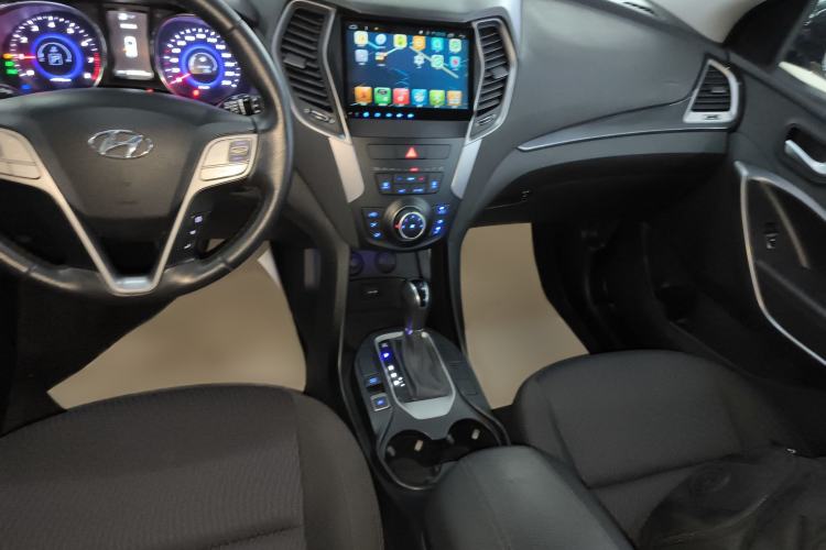 Used Hyundai Santa Fe 2013 2.4L Automatic 4x4 Comfort Edition