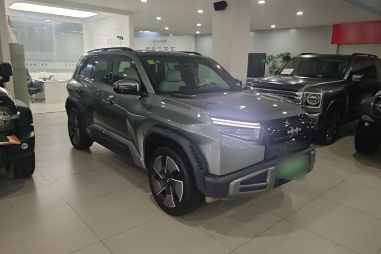 Used Formula Leopard Titanium 3 2025 501KM All-Wheel Drive Intelligent Driving Ultra Version
