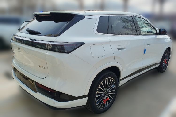 Used Dongfeng Aeolus L8 2025 Model 185KM Dream Edition
