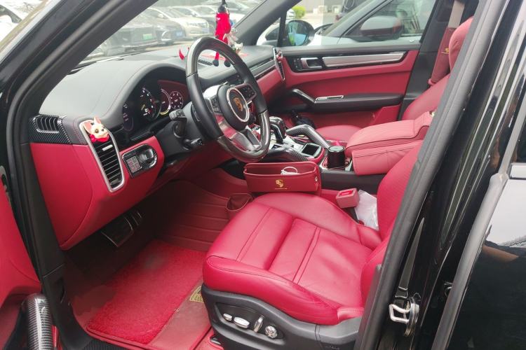 Used Porsche Cayenne E-Hybrid 2023 Cayenne E-Hybrid 2.0T Platinum Edition Left Front Seat