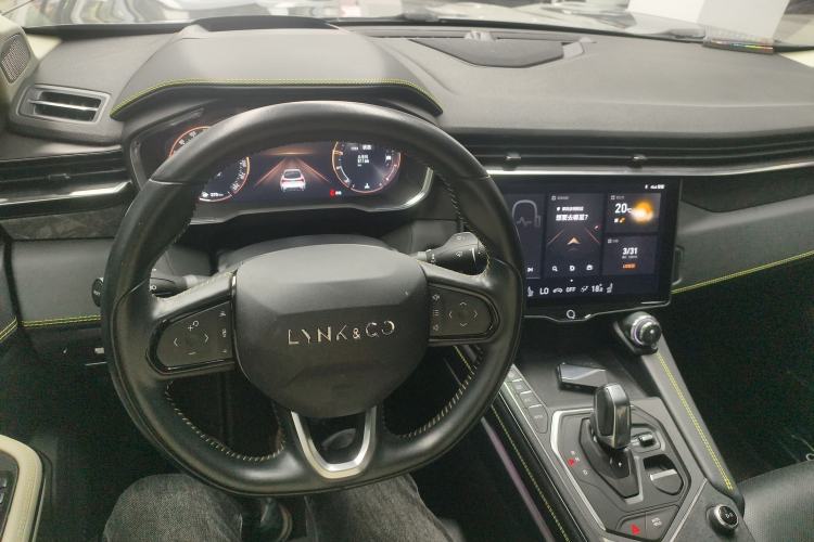 Used Lynk & Co 05 2020 2.0TD Two-Wheel Drive Shine Halo
