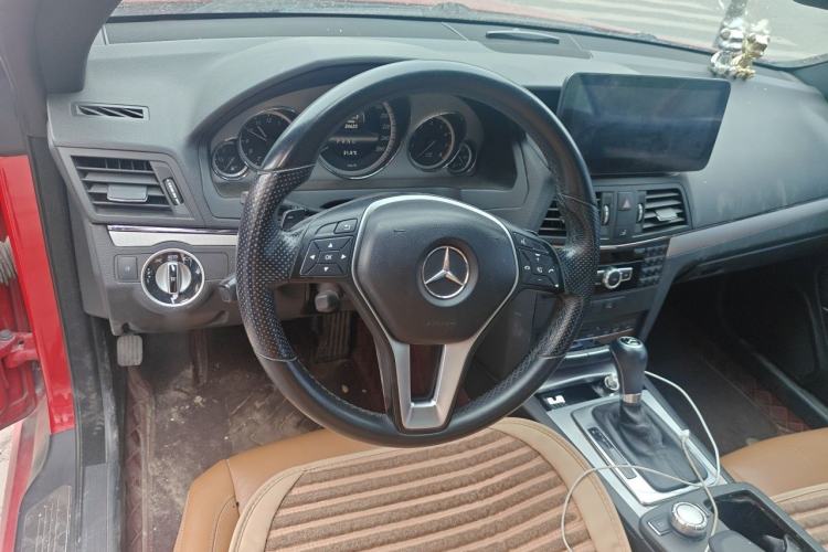 Used Mercedes-Benz E-Class 2012 E 200 CGI Coupe Steering Wheel