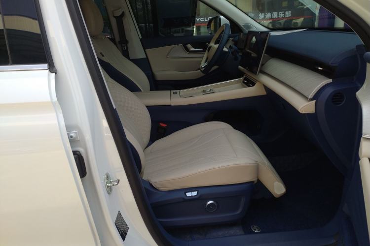 Used Chery Fengyun T9 2024 120 Long-Range Flagship Version 7 Seats Ternary Lithium
