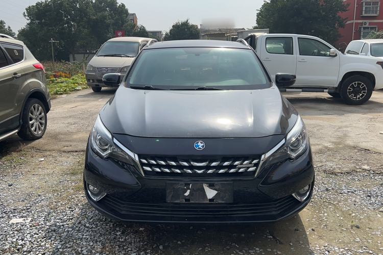 Used Venucia T90 2017 2.0L CVT Smart Edition
