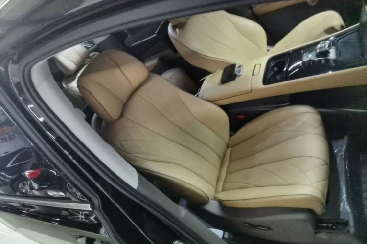 Used Denza D9 2022 DM-i 970 Four-Wheel Drive Flagship Model