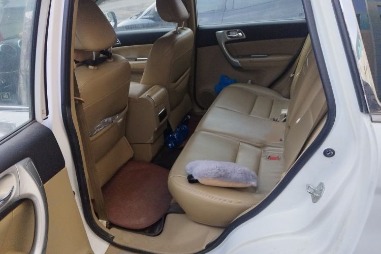 Used Haval H6 2011 2.0L Manual Two-Wheel Drive Urban Version