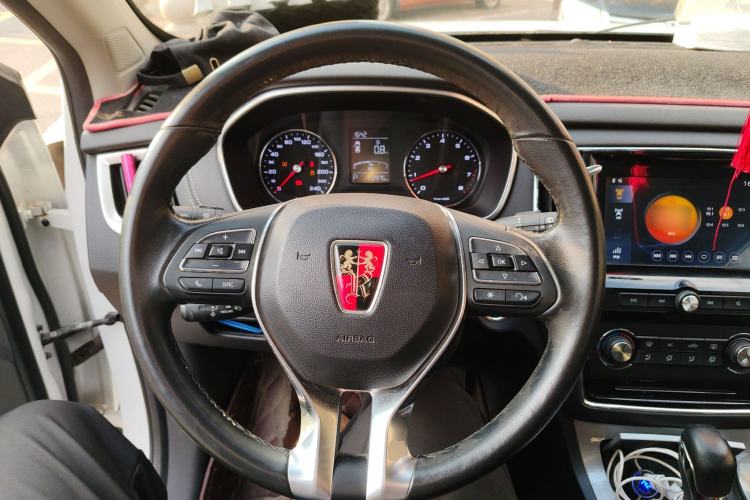 Used Roewe RX5 2018 20T Two-Wheel Drive Automatic Flagship Edition
