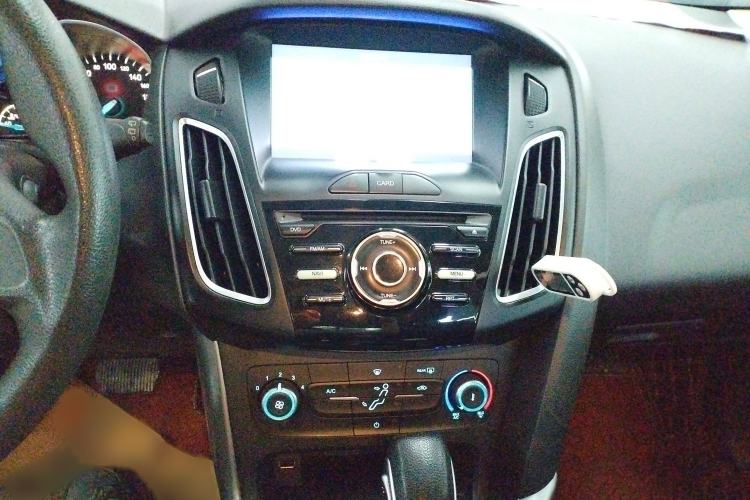 Used Ford Focus 2018 Hatchback Classic 1.6L Automatic Comfort Plus SmartDrive Edition
