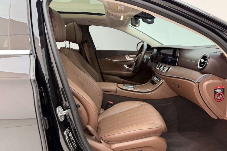 Used Mercedes-Benz E-Class 2023 Updated E 300 L Fashion Edition
