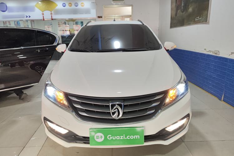 Used Baojun 310W 2017 1.5L Manual Fashion Edition China VI
