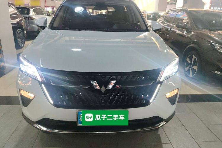 Used Wuling Asta 2022 2.0L DHT Electric-Speed Version
