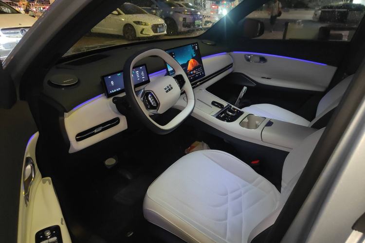 Used Geely Galaxy Xingjian 7 EM-i 2025 120km Flagship Edition Driver Seat