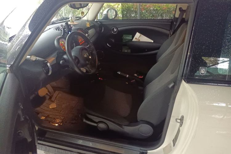 Used MINI 2011 1.6L ONE