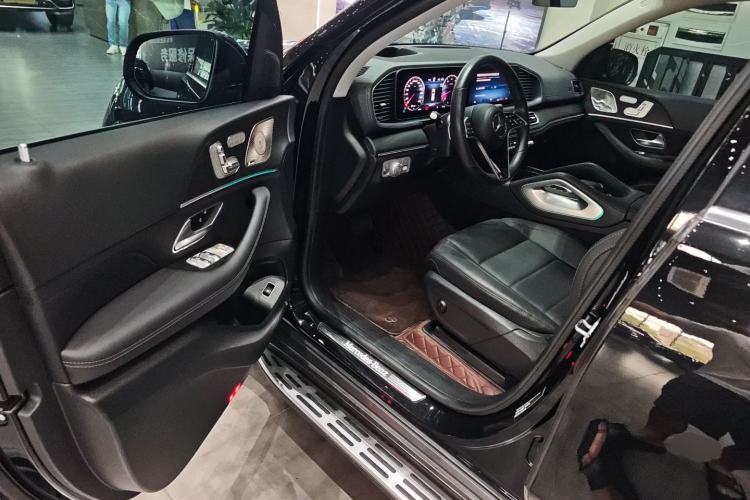 Used Mercedes-Benz GLE 2024 GLE 450 4MATIC Luxury Model Driver Seat